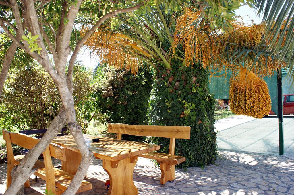Apartments Kairos - Bili 9 Kastela Luaran gambar
