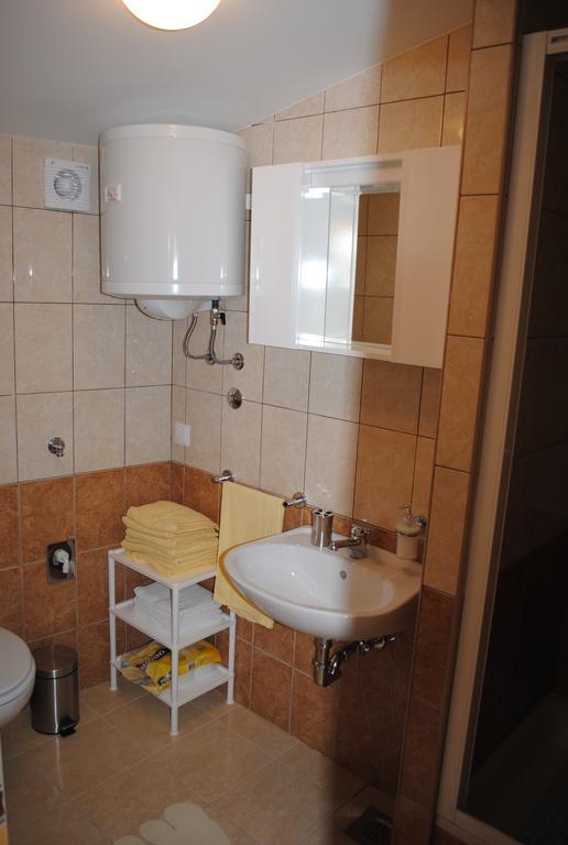 Apartments Kairos - Bili 9 Kastela Bilik gambar
