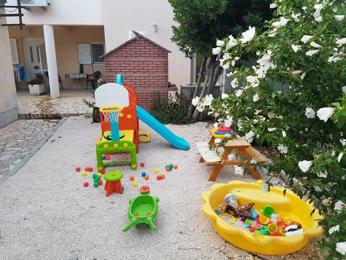 Apartments Kairos - Bili 9 Kastela Luaran gambar